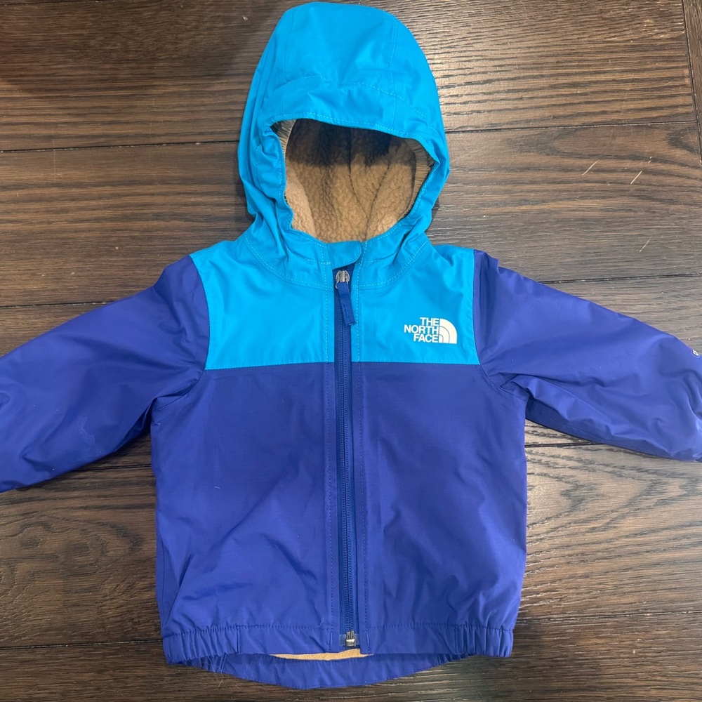 The North Face Infant Fleece Lined Jacket in Tan and Blue